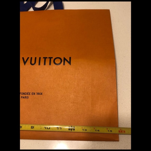 Authentic Louis Vuitton Paper Bag - Picture 6 of 6